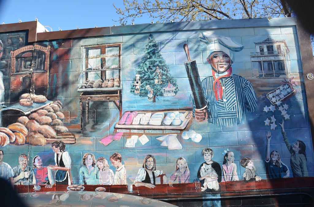 New Braunfels legendary murals all over town