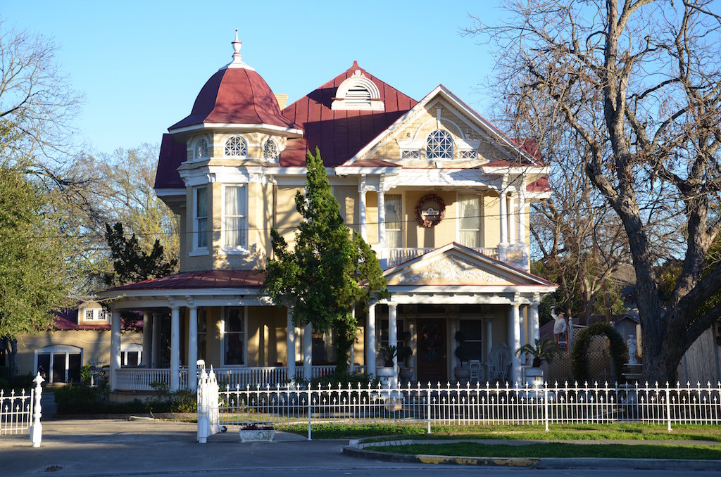 Great turn of the century architecture too!