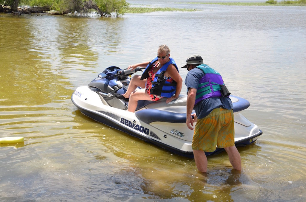Steve pushing off for their final voyage to take the SkeDoo home.