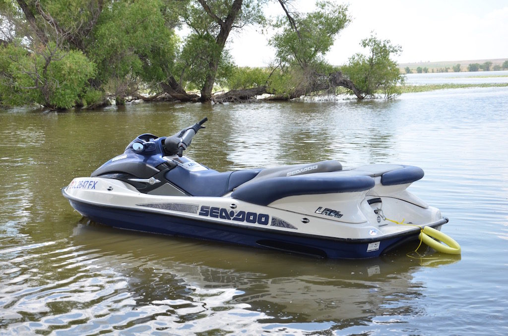 Steve brought their toy to the lake; lots of fun! Unfortunately my camera's not waterproof or I'd have more action pics!
