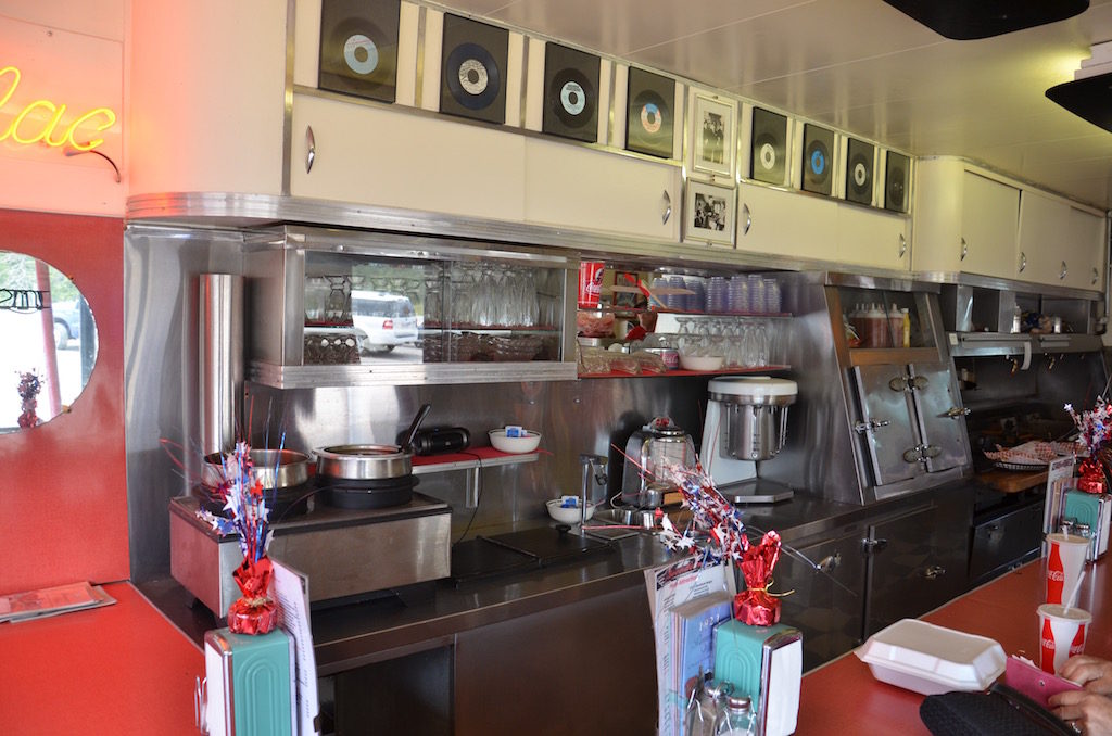 VERY 50's-60's! And GREAT BBQ to boot!