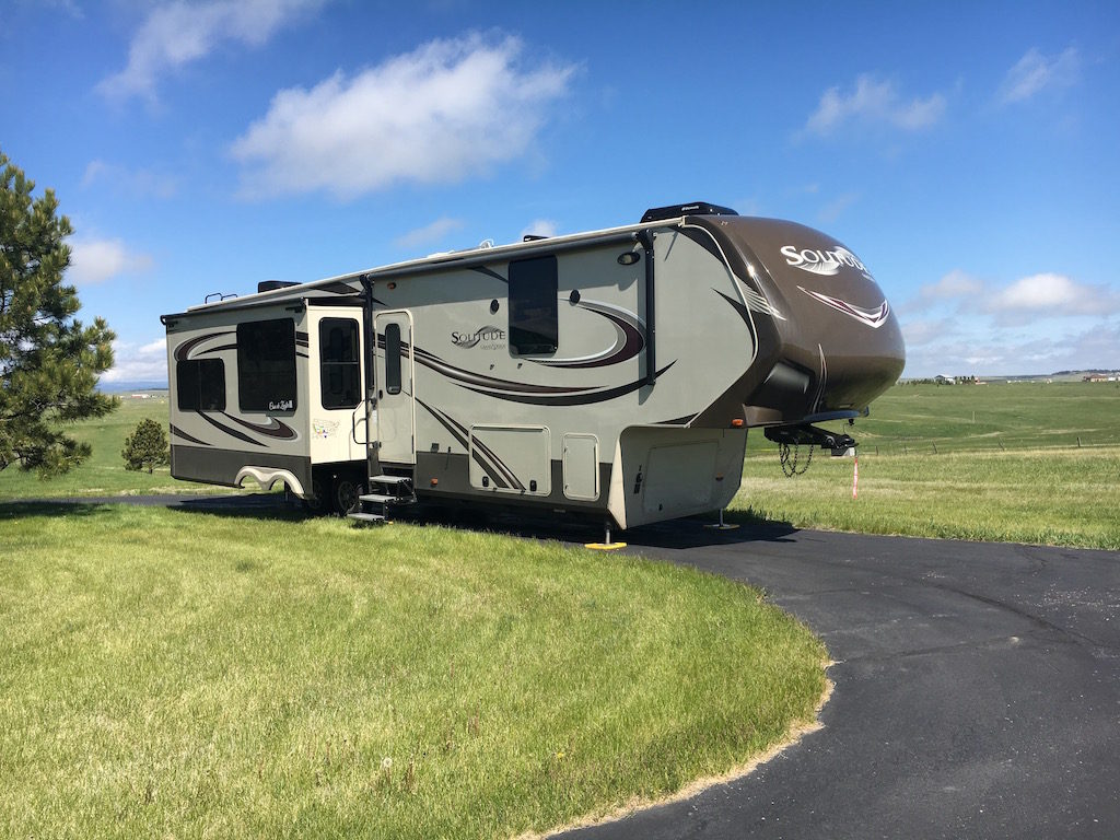 Mary and Russel convinced us our rig wold fit nicely in their driveway so we stayed with them (in the house) for our time in the Springs. Thanks so much Mary & Russel!