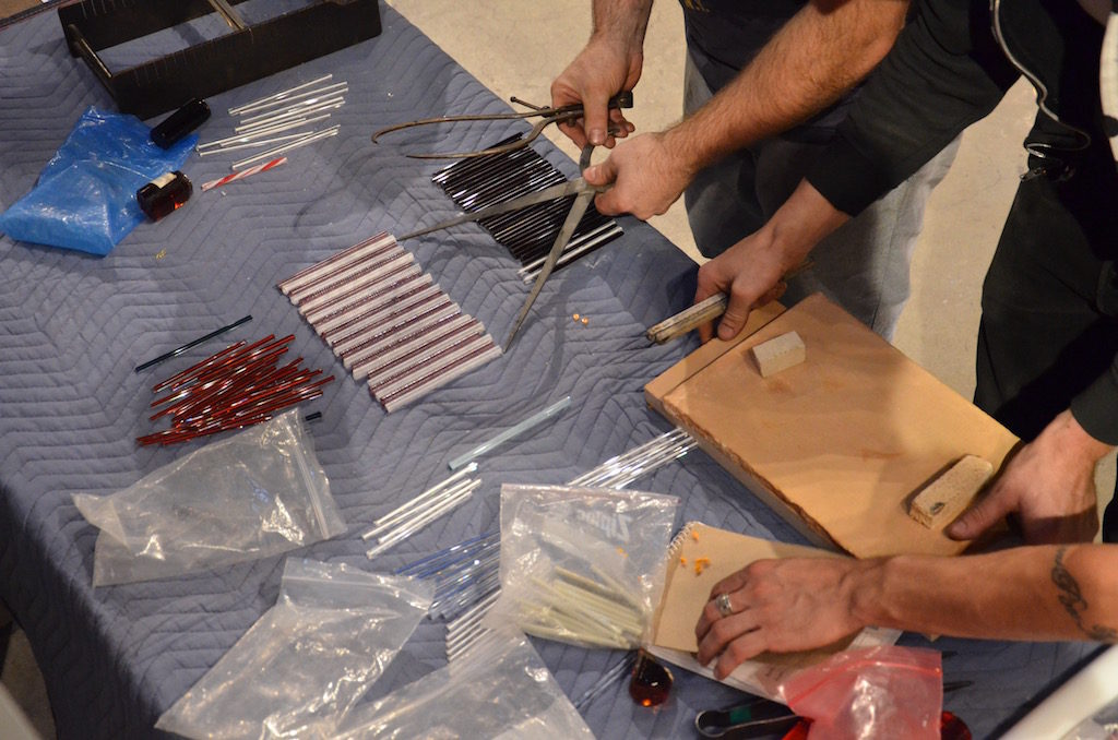 The painstaking process to produce the glass swirls, simply amazing!